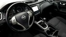 Nissan Qashqai panoramiczny dach, kamera cofania, czujniki parkowania, asystent lini - 13