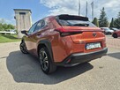 Lexus UX - 8