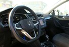 Volkswagen Tiguan - 13