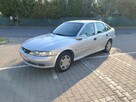 OPEL Vectra B. Hatchback 1.8 Benzyna - 2