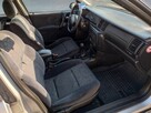 OPEL Vectra B. Hatchback 1.8 Benzyna - 8