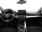 Audi A4 S-tronic niski przebieg mHEV 163KM navi grzane fotele PDC serwisy - 15