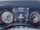Kultowy Charger SXT RWD - 5