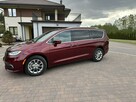 Chrysler Pacifica - 2