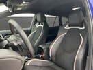 Toyota Corolla 2.0 Hybrid GR Sport Kombi - 16