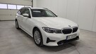 BMW 318 i Sport Line - 3