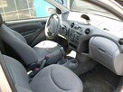 Toyota Yaris - 4