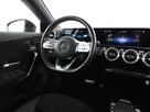 Mercedes CLA 200 automat full LED skóra/alcantara panorama navi duże ekrany kamery - 16