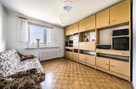 Trzy pokoje winda balkon Łazarz - 12