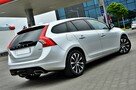 Volvo V60 LiFT 2,0 Disel Bi Xenon Ledy Skóra Grzana Kiera City Full Opcja - 2