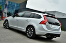 Volvo V60 LiFT 2,0 Disel Bi Xenon Ledy Skóra Grzana Kiera City Full Opcja - 4