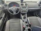 Volkswagen Golf 1,6 MPi 102 kM Bezwypadkowy - 12