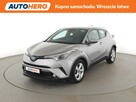 Toyota C-HR hybryda kamera Bluetooth ACC automat