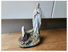Stara figurka z gipsu Matka Boska z Bernadettą z Lourdes - 16