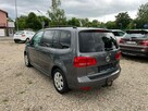 Volkswagen Touran 1,6 Diesel 105KM ładny zadbany samochód - 10