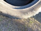 Konkretny bieżnik.Opony Zimowe Vredestein 215/60 R16 - 5