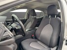 Toyota Camry 2.5 Hybrid Comfort CVT Sedan - 10
