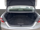 Toyota Camry 2.5 Hybrid Comfort CVT Sedan - 10