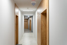 Apartamentowiec, umeblowane, okna na skwer, 2 pok. - 14