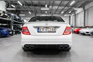 Mercedes C 63 AMG Bezwypadkowy. Stan kolekcjonerski. Wideoprezentacja YouTube. - 11
