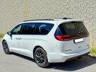 Chrysler Pacifica - 6