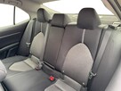 Toyota Camry 2.5 Hybrid Comfort CVT Sedan - 10
