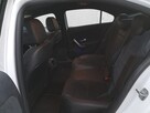 MERCEDES-BENZ E 220d - 12