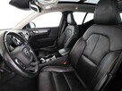 Volvo XC 40 PHEV automat full LED skóra panorama navi hak grzane fotele kamera 360 - 13