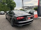 Audi A8 - 4