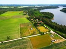 Nad jeziorem, w malowniczej miejscowości - 7