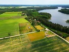 Nad jeziorem, w malowniczej miejscowości - 16