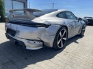 Porsche 911 Carrera - 4