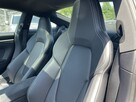Porsche 911 Carrera - 11