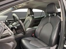 Toyota Camry 2.5 Hybrid Comfort CVT Sedan - 10