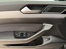 Volkswagen Passat 2.0 TDI Business DSG - 13