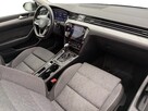 Volkswagen Passat 2.0 TDI Business DSG - 14