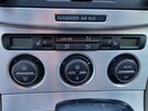 Volkswagen Passat Variant 2.0 TDI DPF DSG Highline ACC Solar - 2