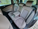 Volkswagen Passat Variant 2.0 TDI DPF DSG Highline ACC Solar - 3