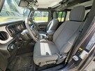 Jeep Wrangler - 12