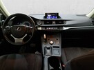 Lexus CT - 9