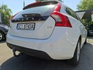 V60 2.0 D3 Momentum, Webasto, Bluetooth, Hak, PDC, Bi-Xenon - 12