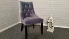 Eleganckie krzesło z pinezkami i kołatką pikowane - 6