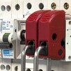 Masterlock Lockout blokada wyłączników elektrycznych S2394 - 8