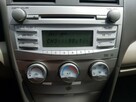 Toyota Camry Base 2.5 benz. VVTi 178 KM 6-bieg. automat 2009 - 8