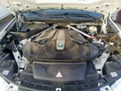 BMW X5 2014, 4.4L, 4x4, porysowany lakier - 9