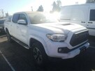 Toyota Tacoma 2016, 3.5L, Double Cab, porysowany lakier - 2