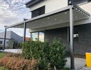 Aluminiowa pergola rzymska z rozsuwanym dachem - 2