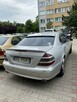 Syndyk sprzeda samochód Mercedes Benz E270
