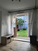 Niezależne dwupokojowe mieszkanie (salon, balkon, ogród) - 16