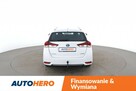 Toyota Auris 1.8 Hybrid Comfort - 6